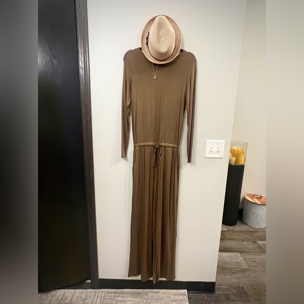 Army Green long-sleeve loose fit jumpsuit/romper - Picture 3 of 11